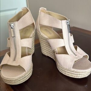 Michael Kors wedge sandals Size 8.5